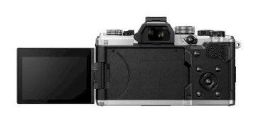 C36_OM-3_SLV_Back_LCD-180