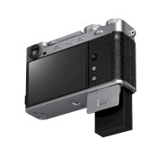 X-E5_backNANAMEunder_batteryOpen_silver-1