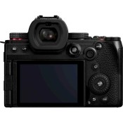 panasonic-s5II-body-2